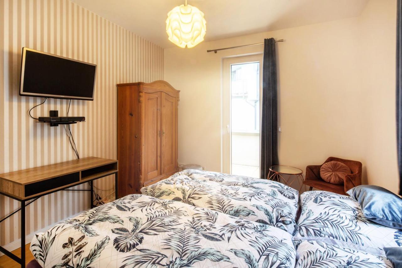 Appartamento Gaestezimmer In Dresden Mit Dach-Terrasse, Wohnbereich Und Kueche Esterno foto