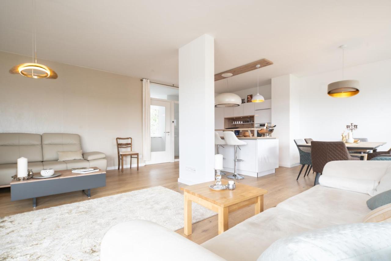 Appartamento Gaestezimmer In Dresden Mit Dach-Terrasse, Wohnbereich Und Kueche Esterno foto